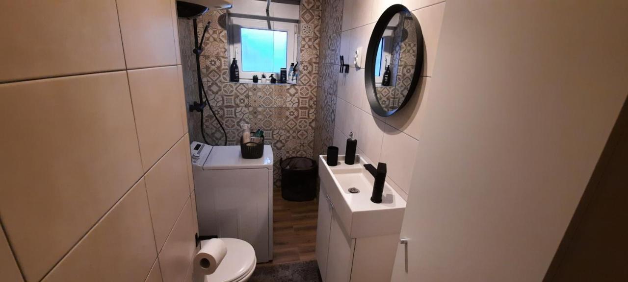 Apartman Twins Self Check In & Self Check Out Otočac Екстериор снимка