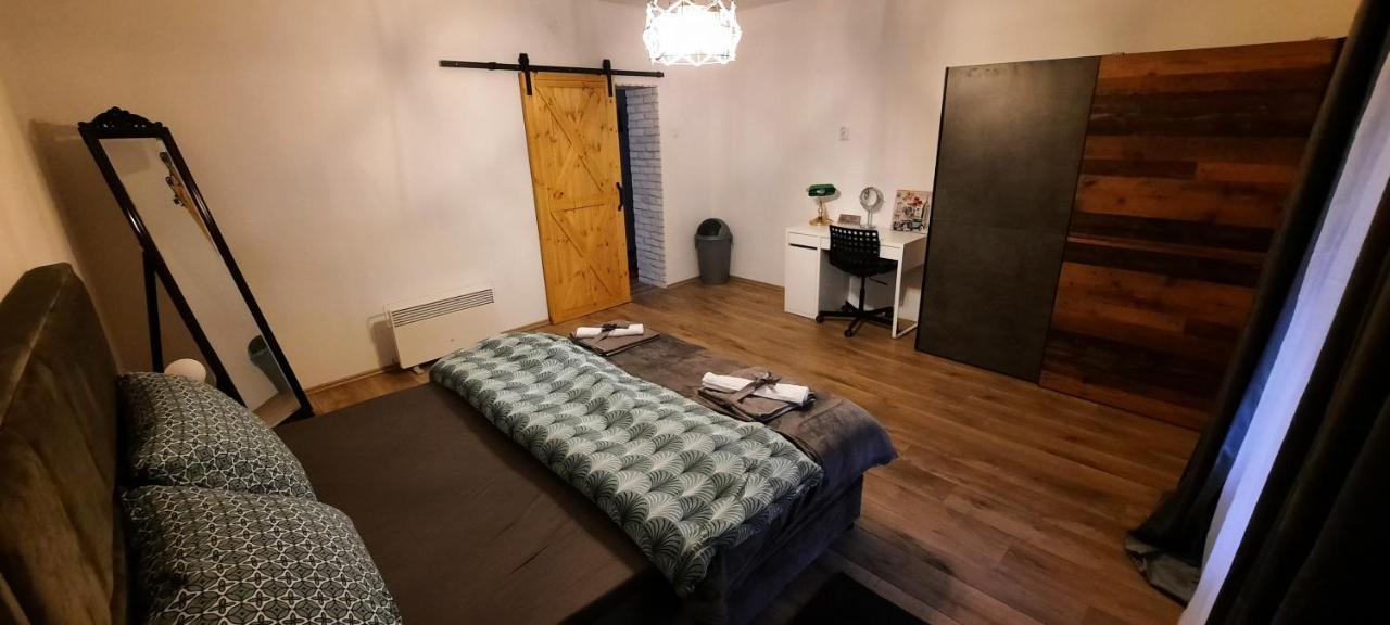 Apartman Twins Self Check In & Self Check Out Otočac Екстериор снимка