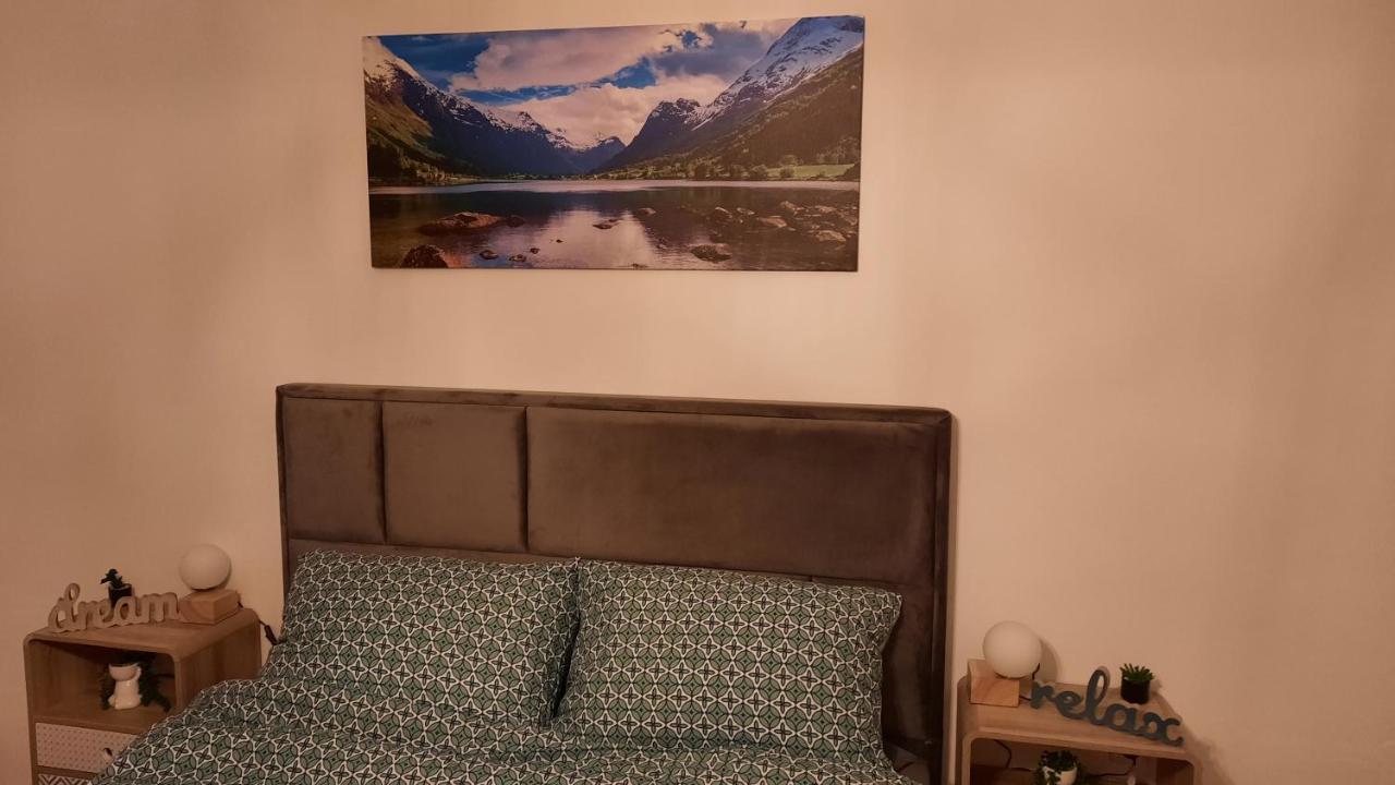 Apartman Twins Self Check In & Self Check Out Otočac Екстериор снимка